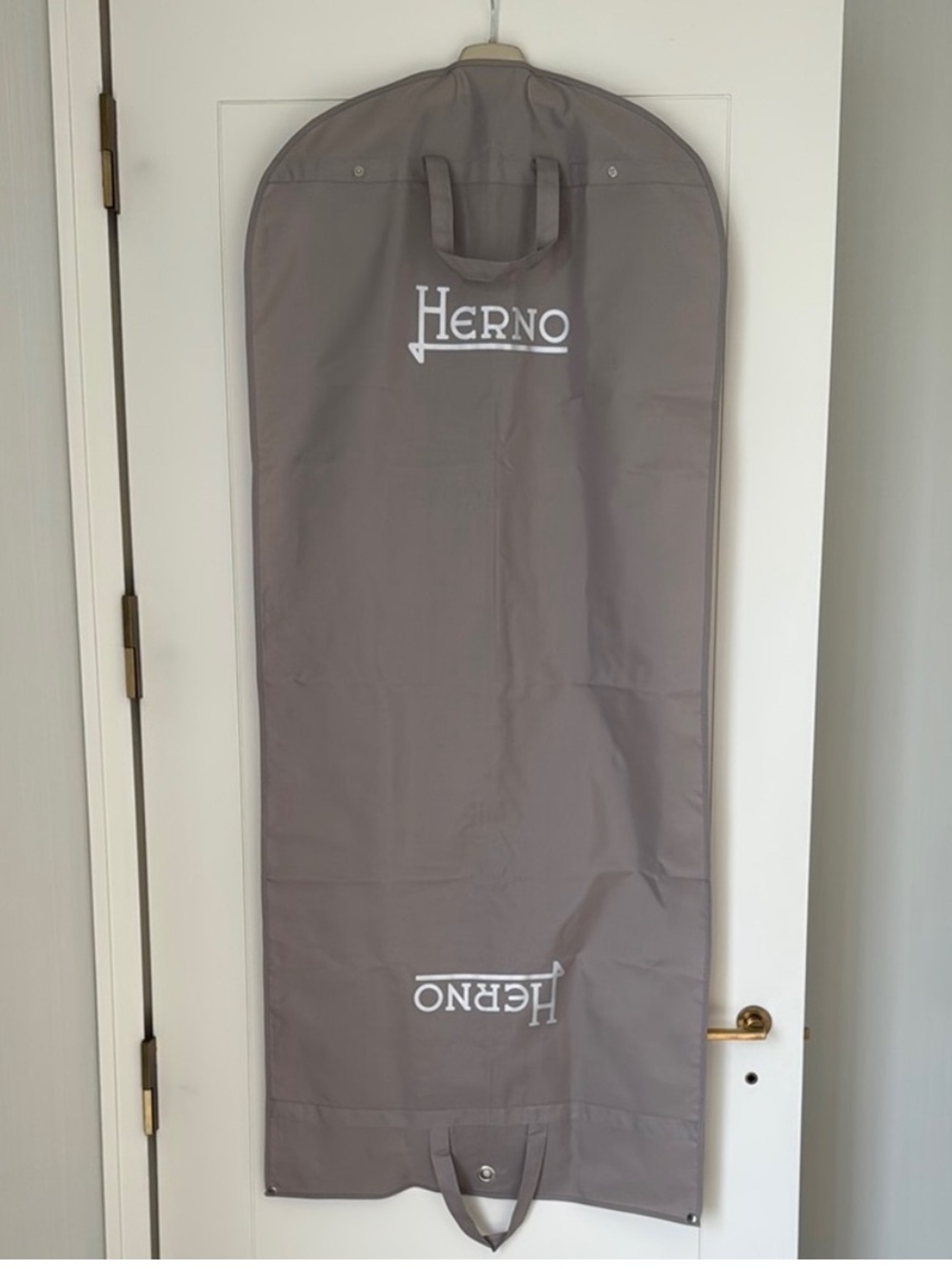 Herno Gray Recycled Plastic RPET Mesh Zip Up Garment Bag Herno Coat Hanger
